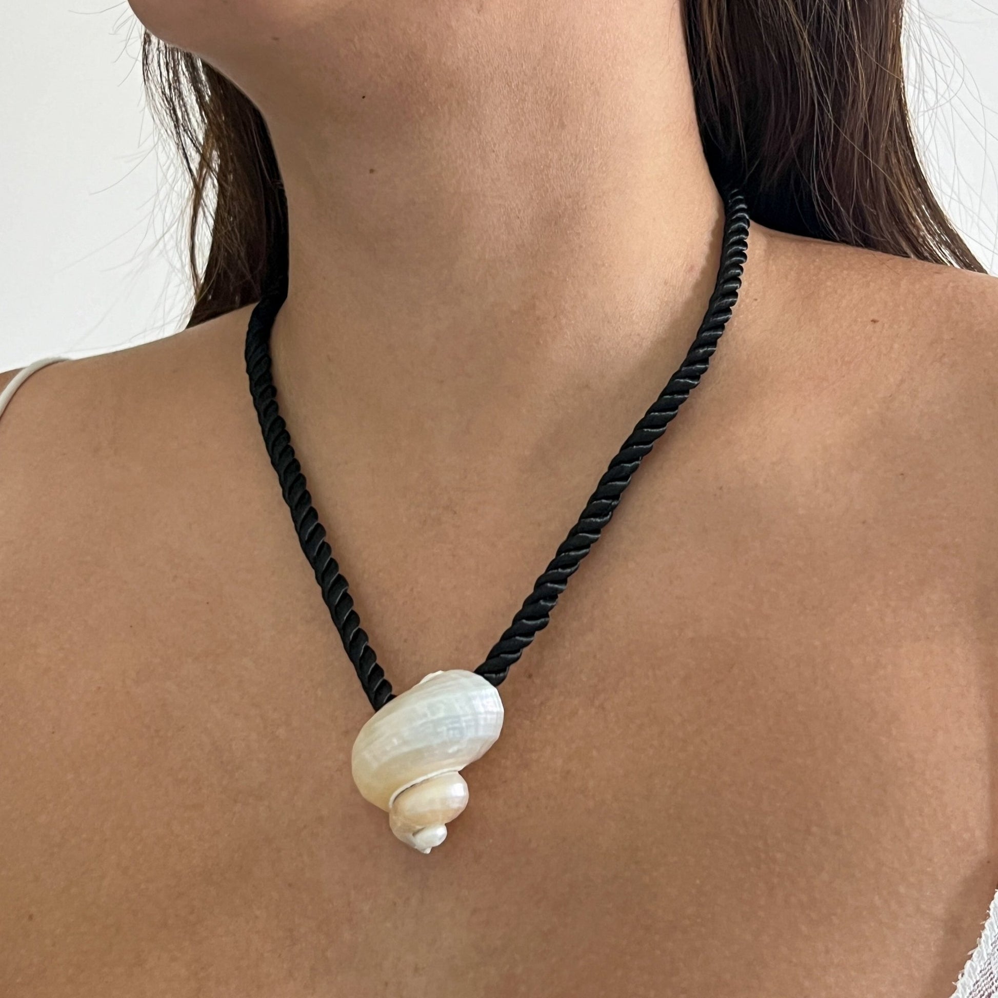 Vanessa - Club Paradiso - Necklace -