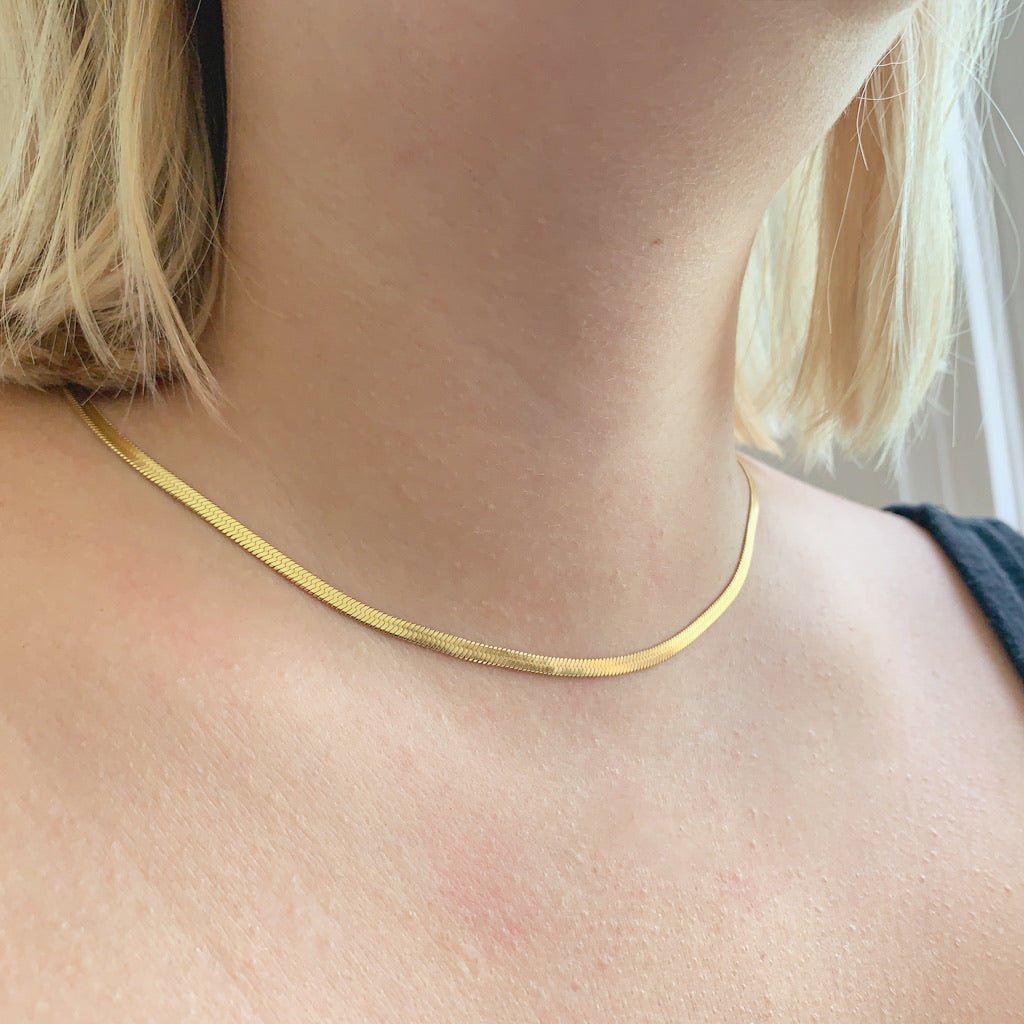 Emilia - Club Paradiso