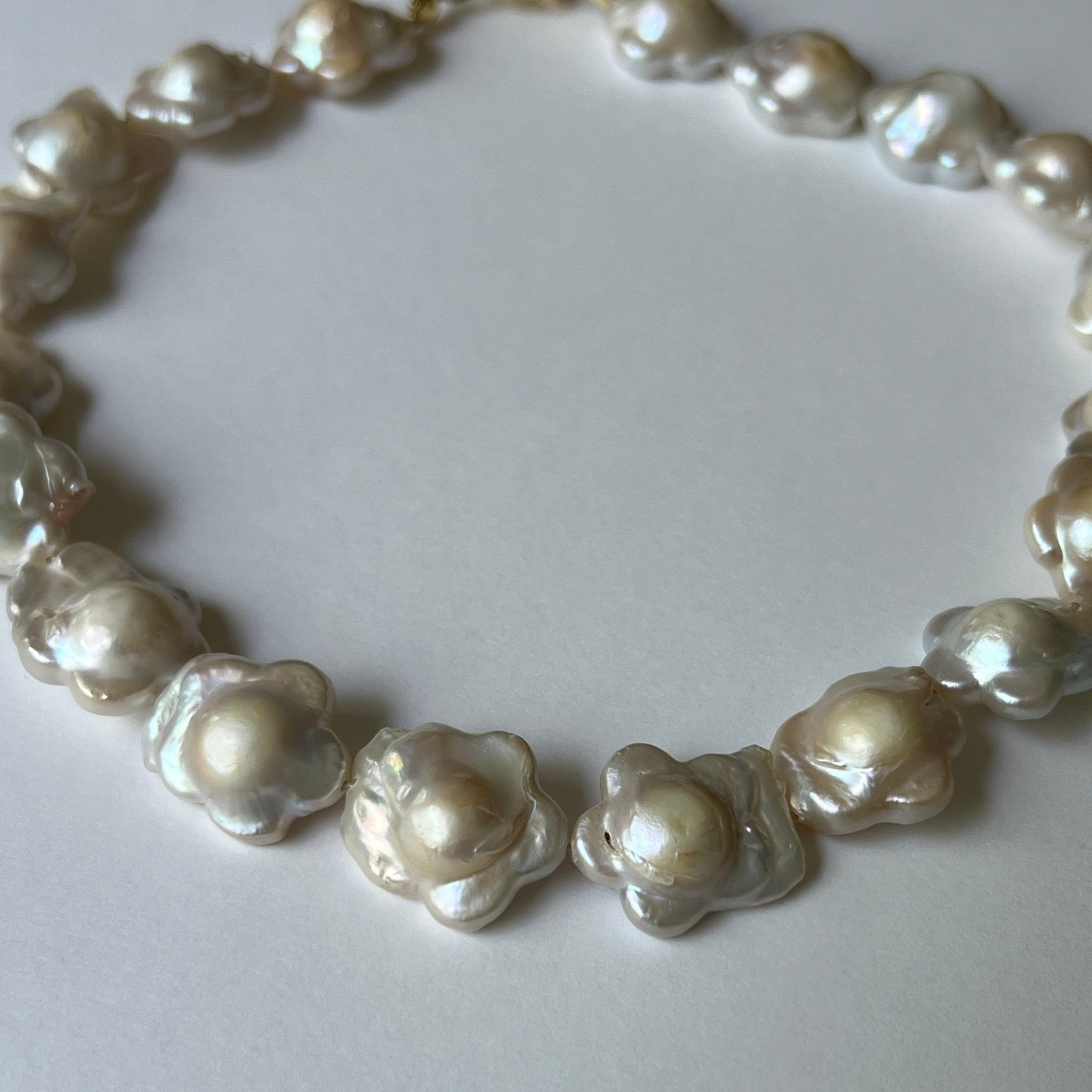 Flora Pearl Necklace - Club Paradiso - Necklace - 